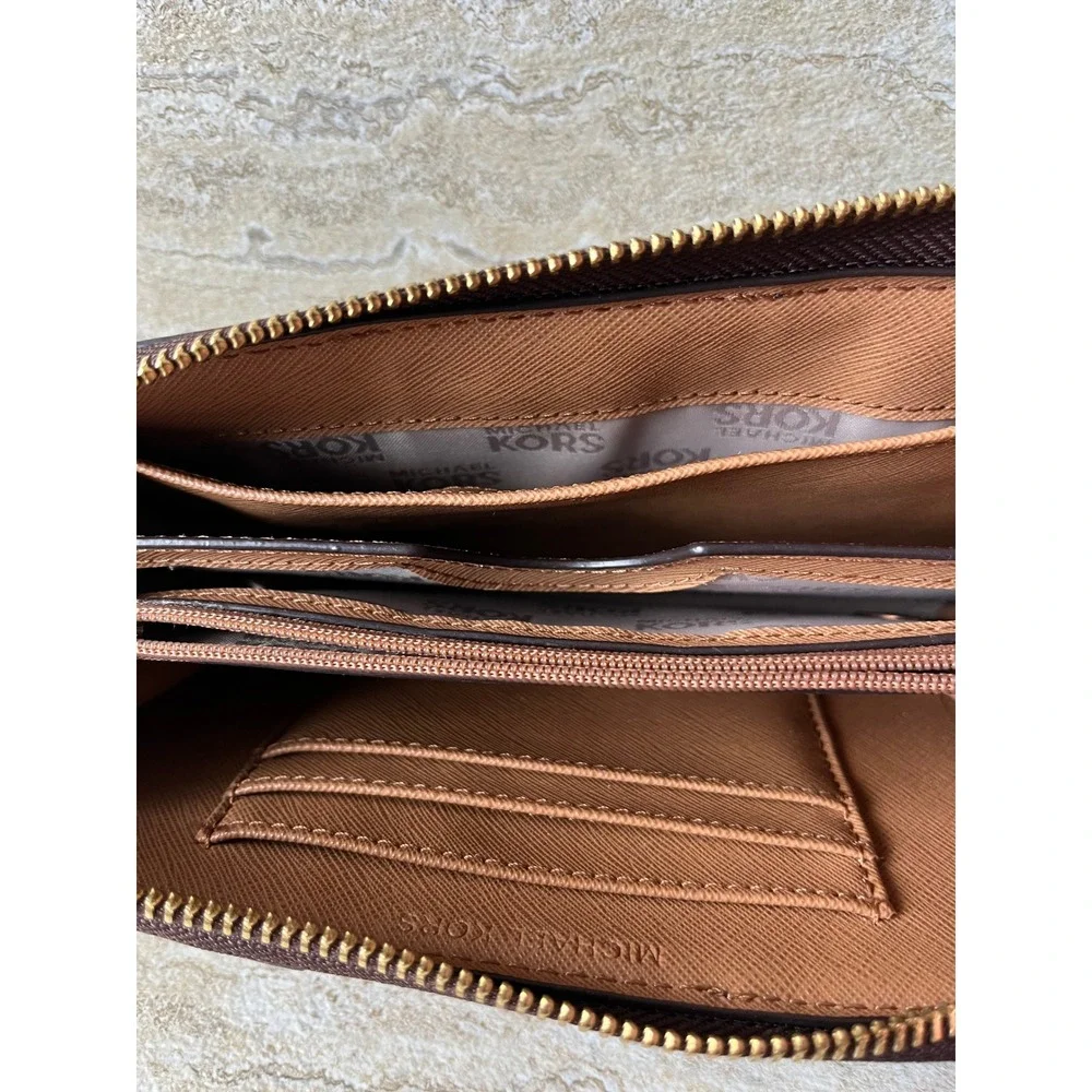 Michael Kors Wristlet Wallet Womens One Size Brown Signature Logo Zip Around